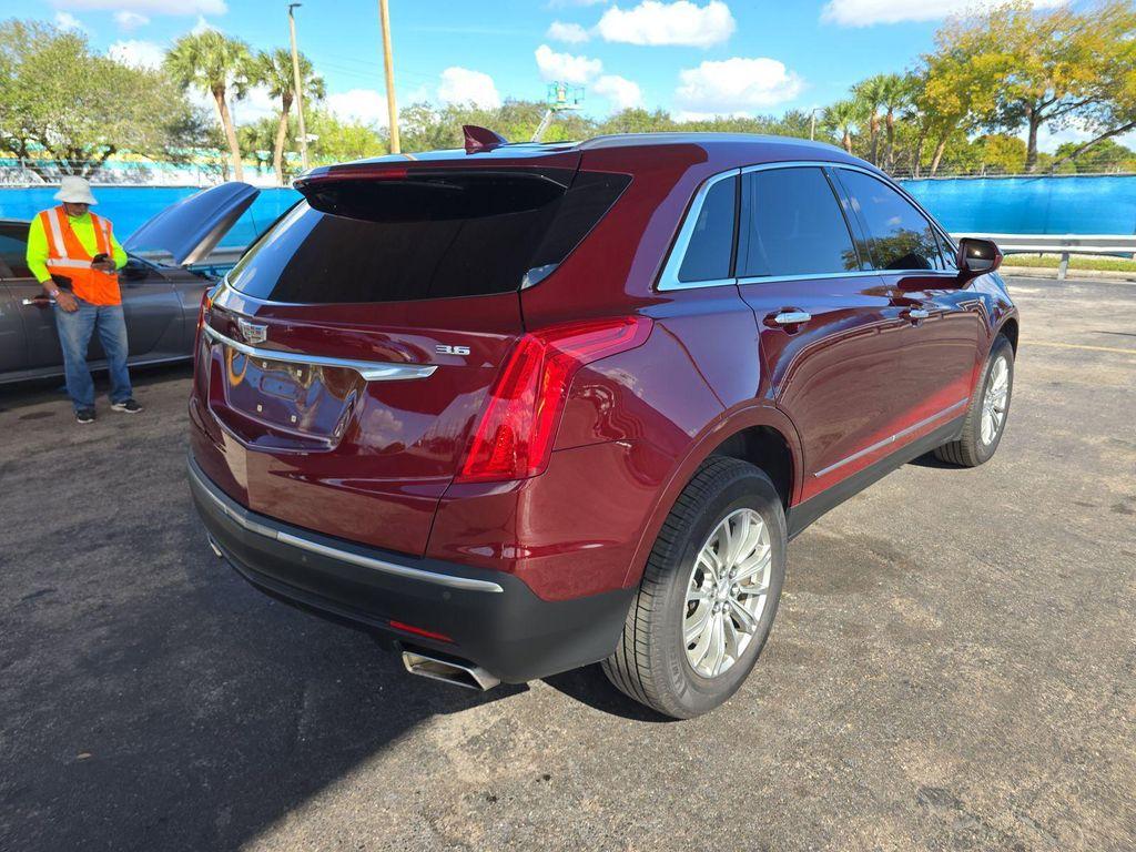 used 2018 Cadillac XT5 car, priced at $18,500