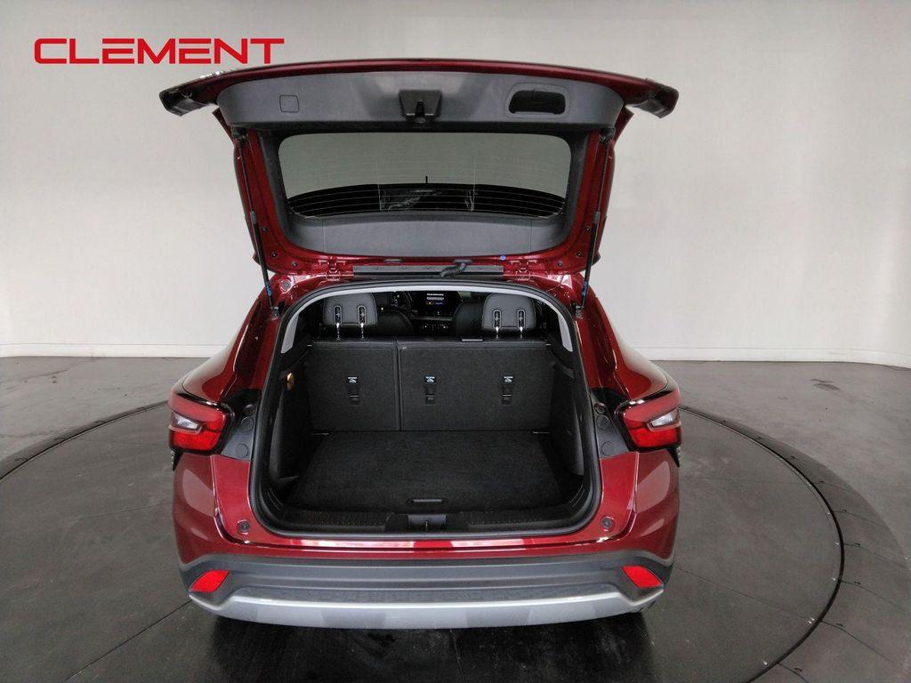 used 2025 Chevrolet Trax car, priced at $22,200