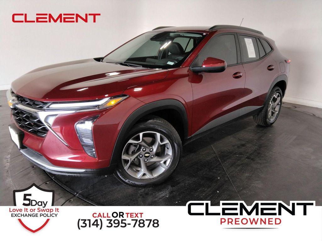 used 2025 Chevrolet Trax car, priced at $22,200