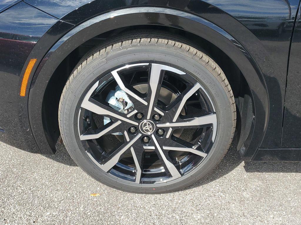 new 2026 Toyota Prius Plug-In Hybrid car, priced at $39,276