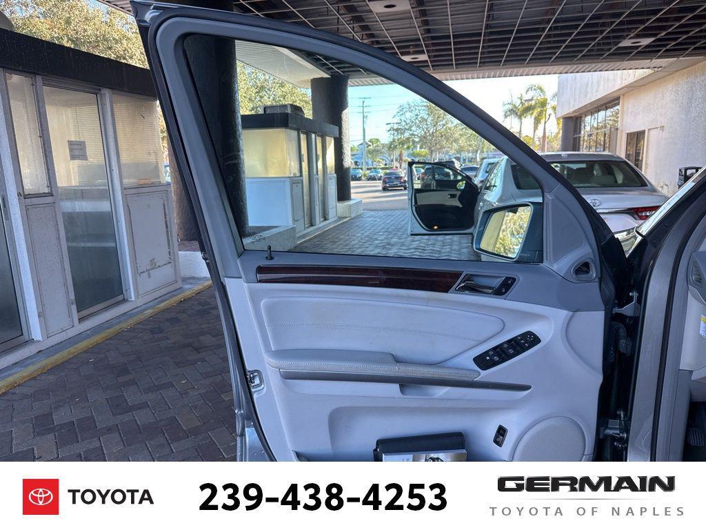 used 2011 Mercedes-Benz M-Class car, priced at $9,553