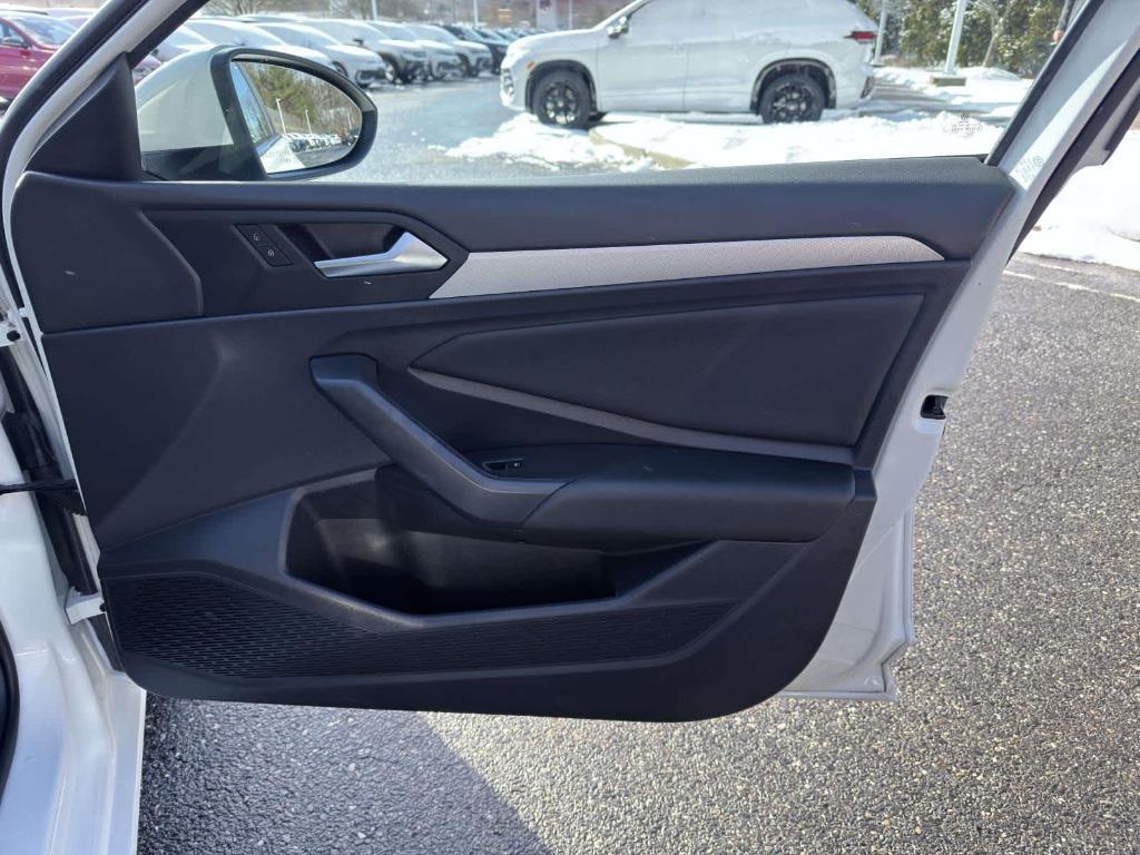 used 2021 Volkswagen Jetta car, priced at $17,138