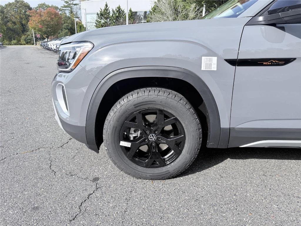 new 2026 Volkswagen Atlas car, priced at $45,864