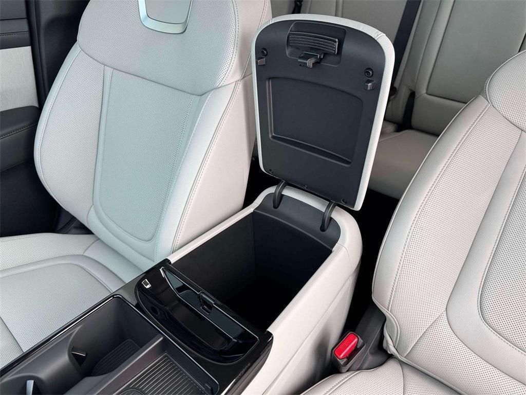 new 2026 Hyundai TUCSON Hybrid car, priced at $42,865