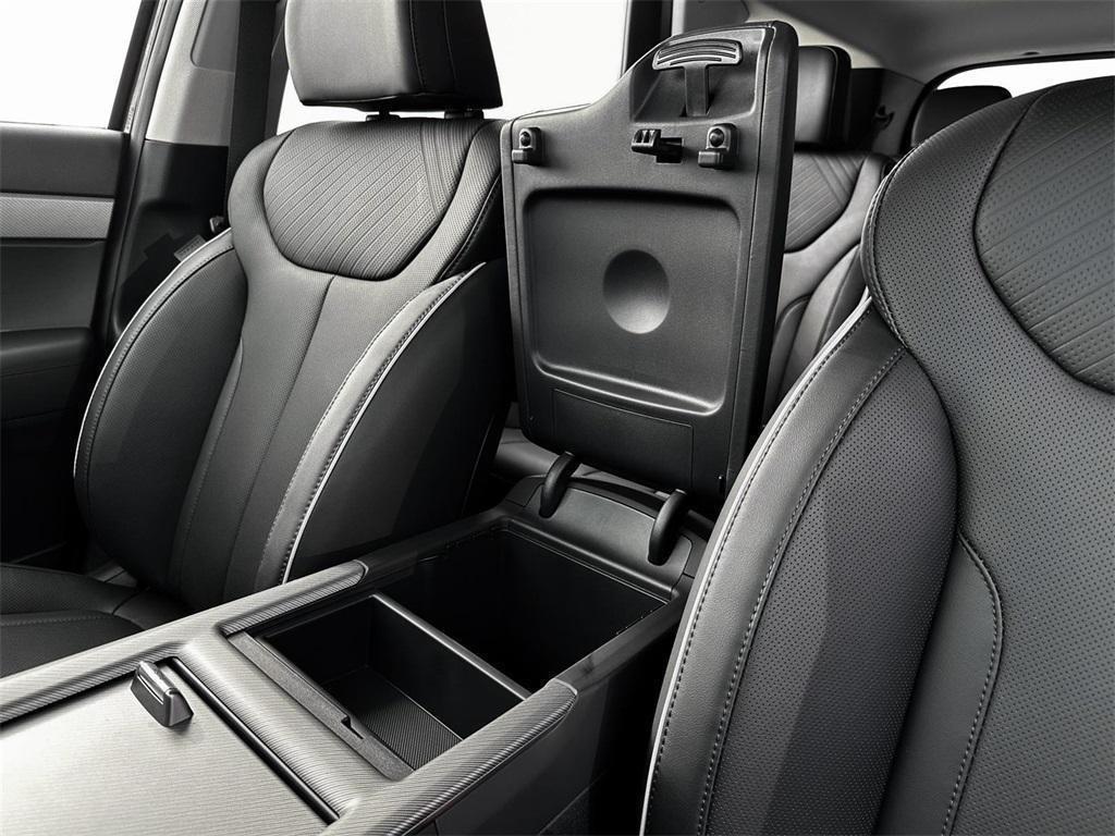 used 2025 Hyundai Palisade car, priced at $43,905