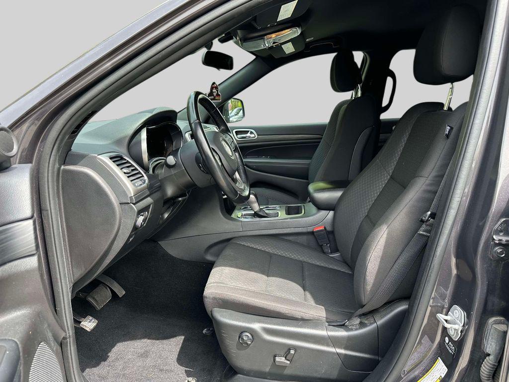 used 2021 Jeep Grand Cherokee car, priced at $20,125