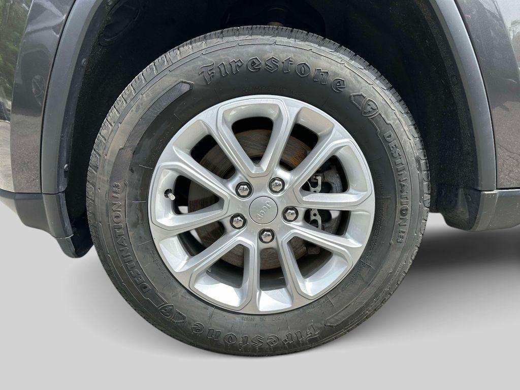 used 2021 Jeep Grand Cherokee car, priced at $20,125