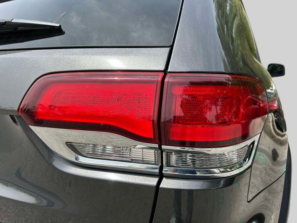 used 2021 Jeep Grand Cherokee car, priced at $20,125