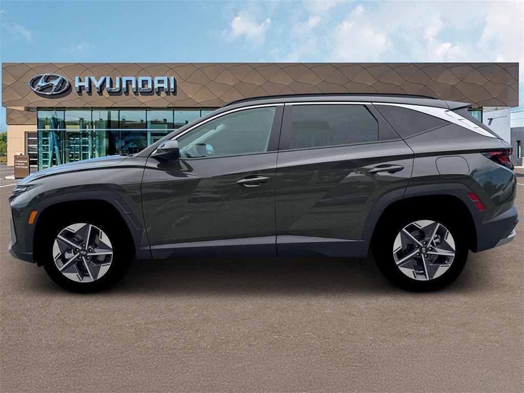new 2026 Hyundai Tucson car, priced at $31,905