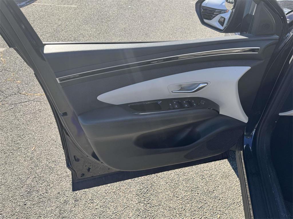 used 2023 Hyundai TUCSON Hybrid car, priced at $22,670