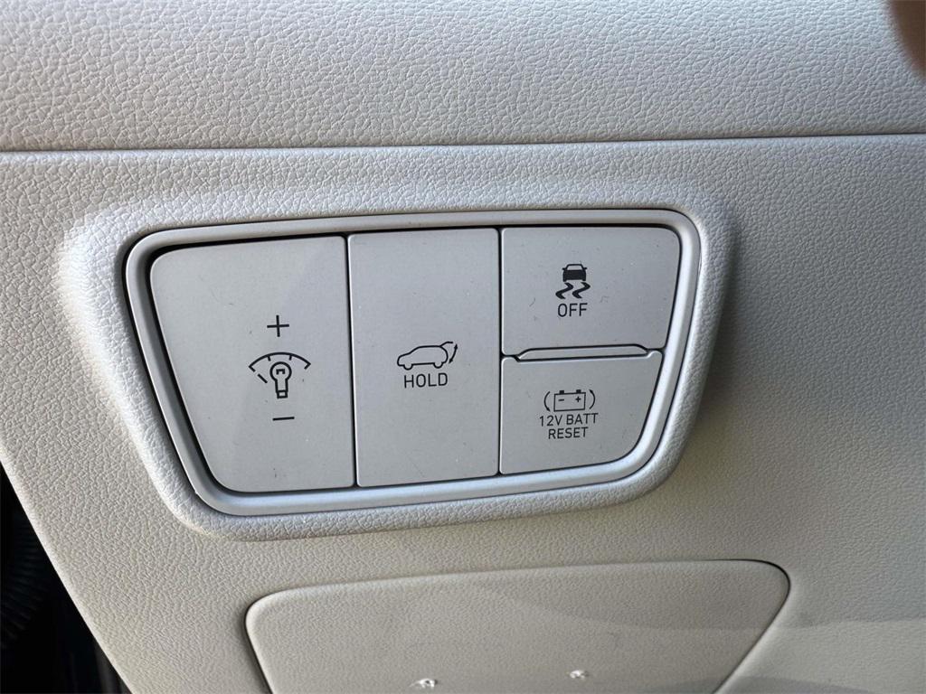 used 2023 Hyundai TUCSON Hybrid car, priced at $22,670