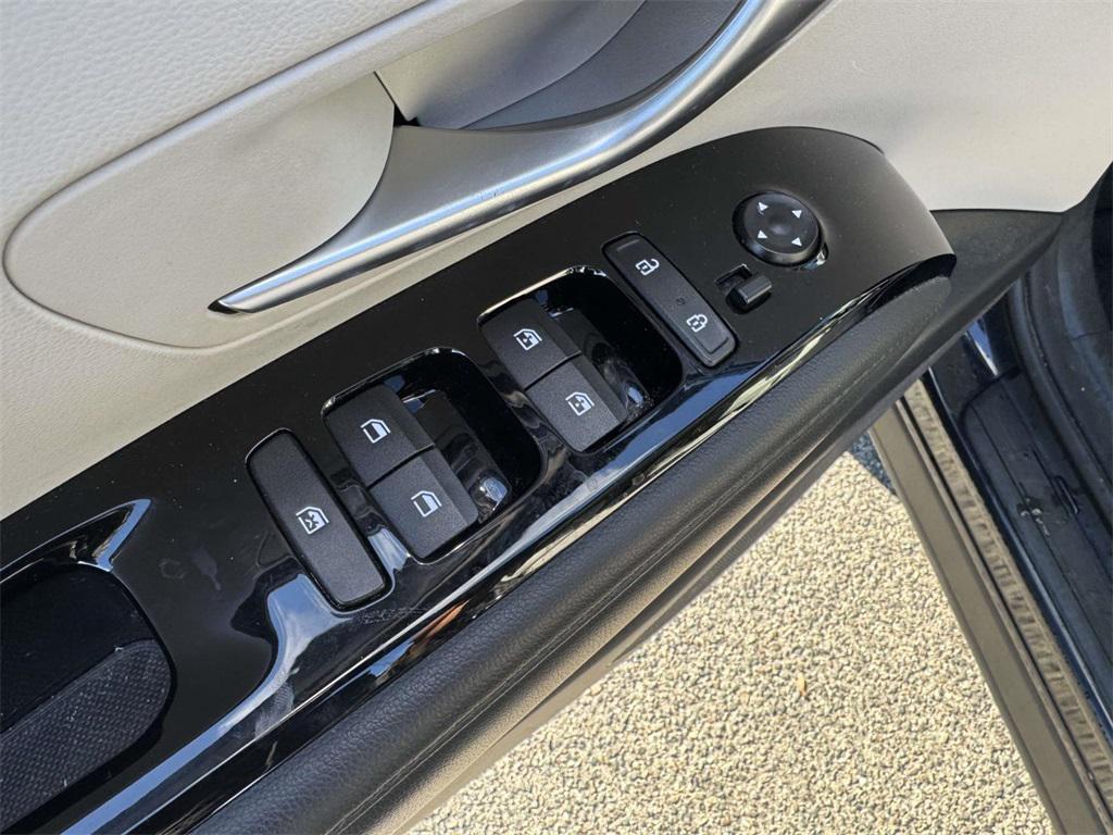 used 2023 Hyundai TUCSON Hybrid car, priced at $22,670