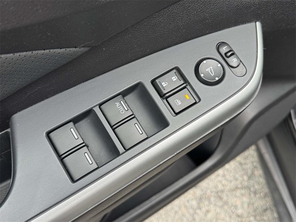 used 2016 Honda CR-V car, priced at $17,083