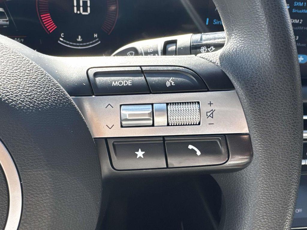 used 2025 Hyundai SANTA CRUZ car, priced at $28,409