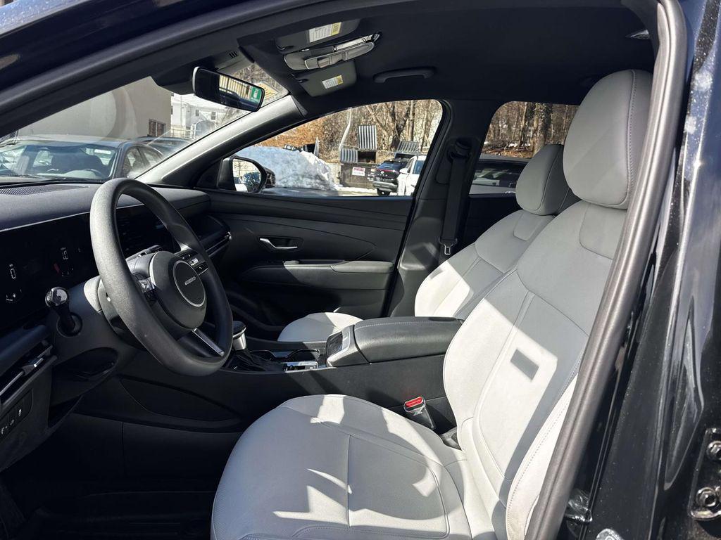 used 2025 Hyundai SANTA CRUZ car, priced at $28,409