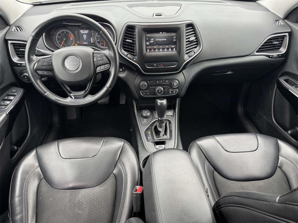 used 2019 Jeep Cherokee car, priced at $14,026