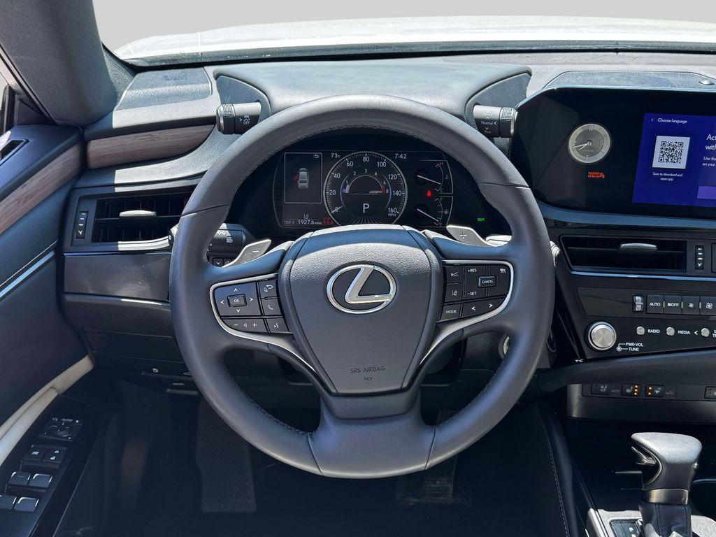used 2023 Lexus ES 350 car, priced at $38,975