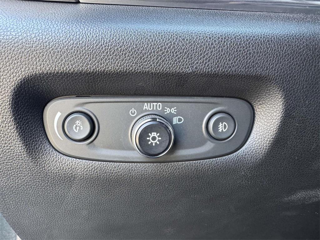 used 2019 Chevrolet Traverse car, priced at $19,200