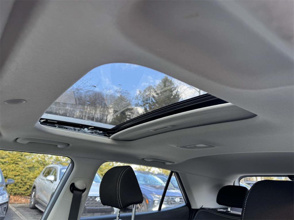 used 2022 Hyundai Venue car, priced at $16,470