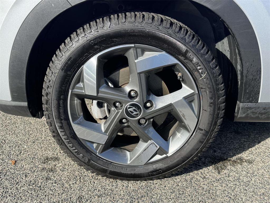 used 2022 Hyundai Venue car, priced at $16,470