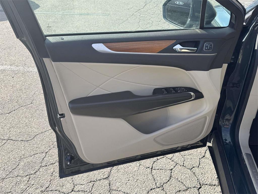 used 2019 Lincoln MKC car, priced at $13,656