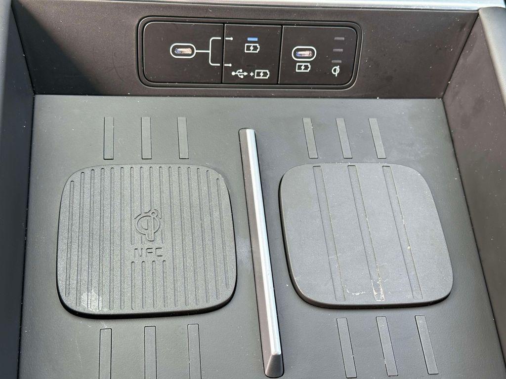 used 2026 Hyundai Santa Fe car, priced at $39,500