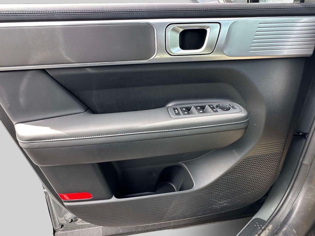 used 2026 Hyundai Santa Fe car, priced at $39,500