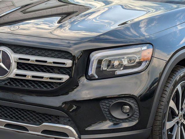 used 2022 Mercedes-Benz GLB 250 car, priced at $18,999