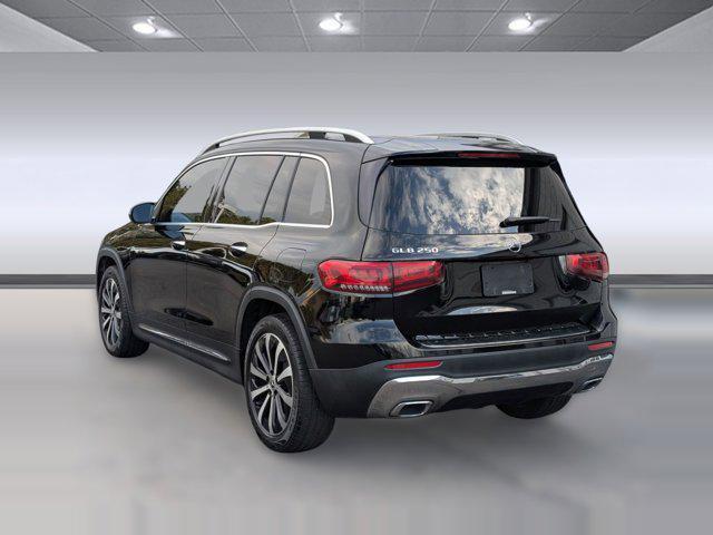 used 2022 Mercedes-Benz GLB 250 car, priced at $18,999