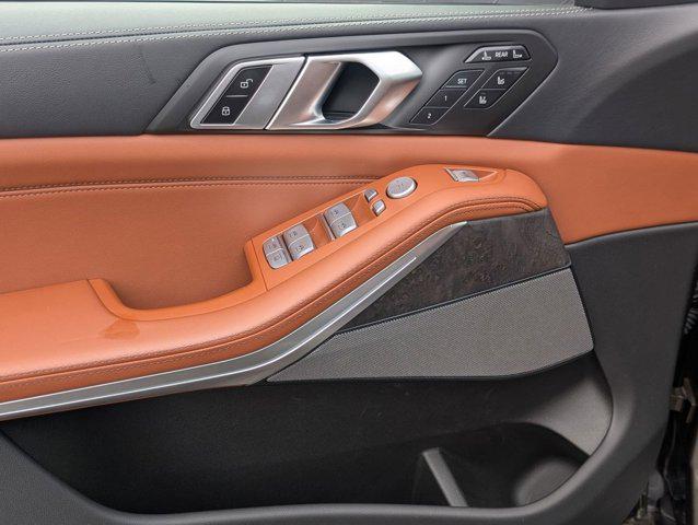 used 2025 BMW X7 car, priced at $98,999