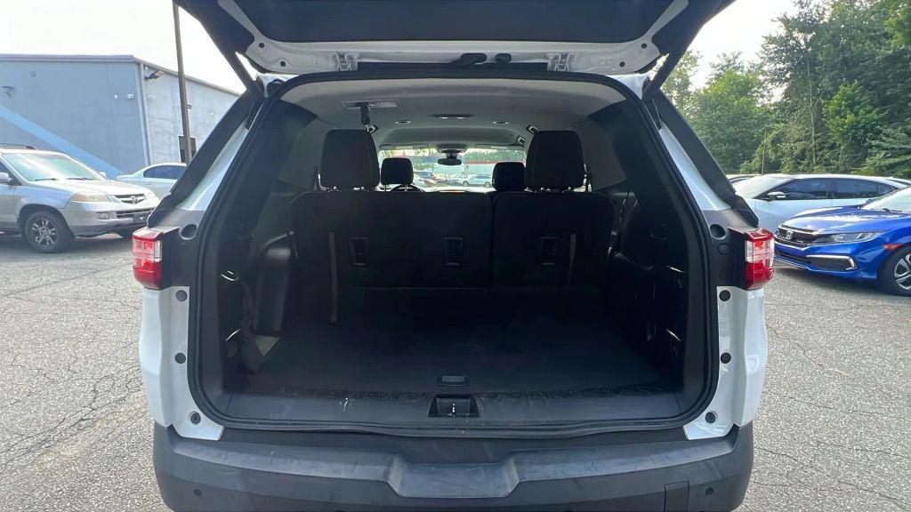 used 2020 Chevrolet Traverse car, priced at $12,499