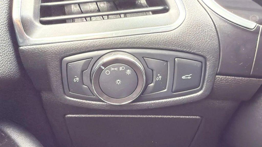 used 2018 Ford Edge car, priced at $12,999