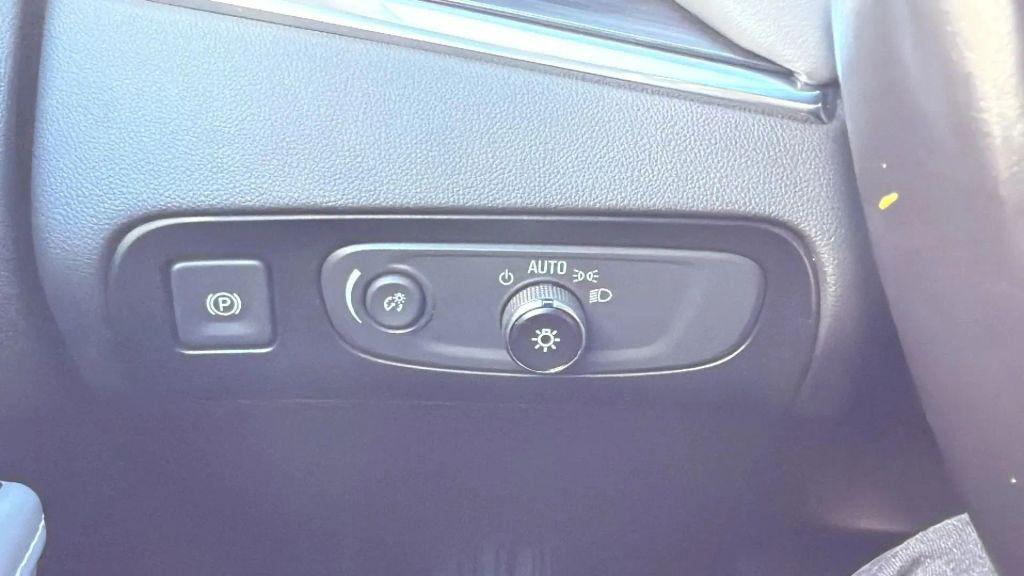 used 2018 Buick Enclave car, priced at $15,399