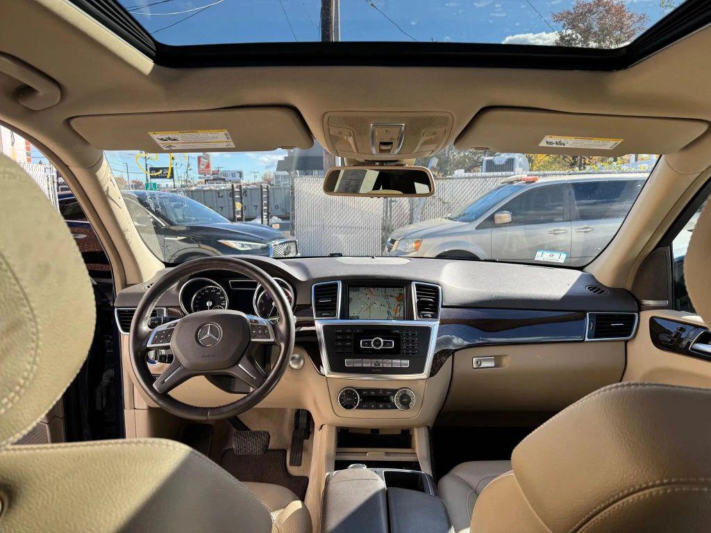 used 2015 Mercedes-Benz M-Class car, priced at $9,799