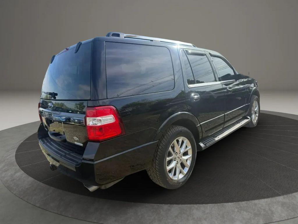 used 2017 Ford Expedition car