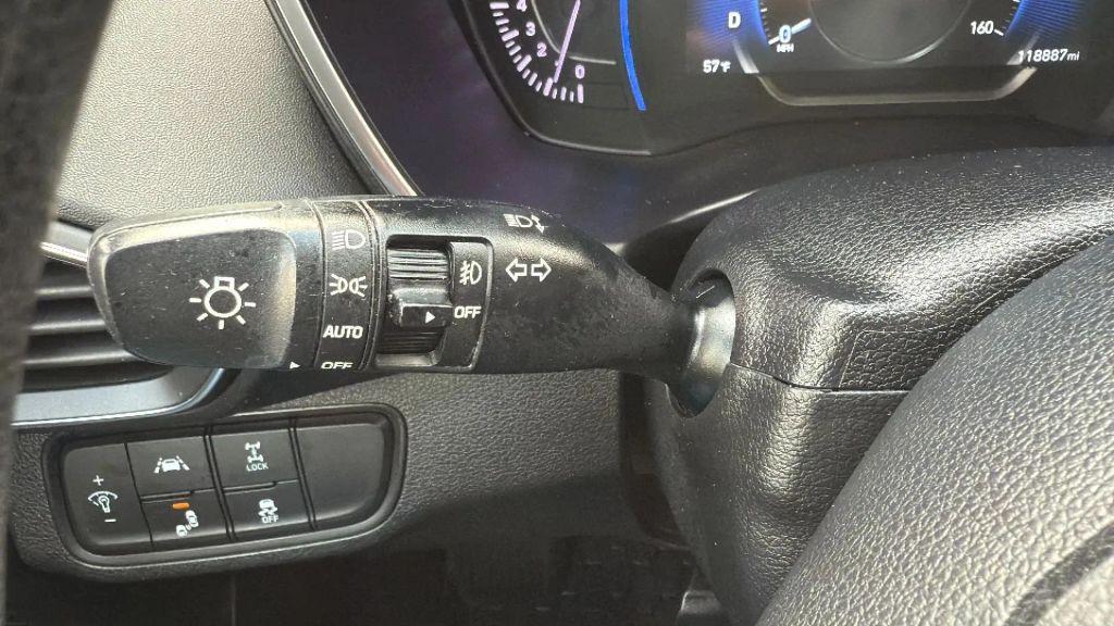 used 2020 Hyundai Santa Fe car, priced at $13,499