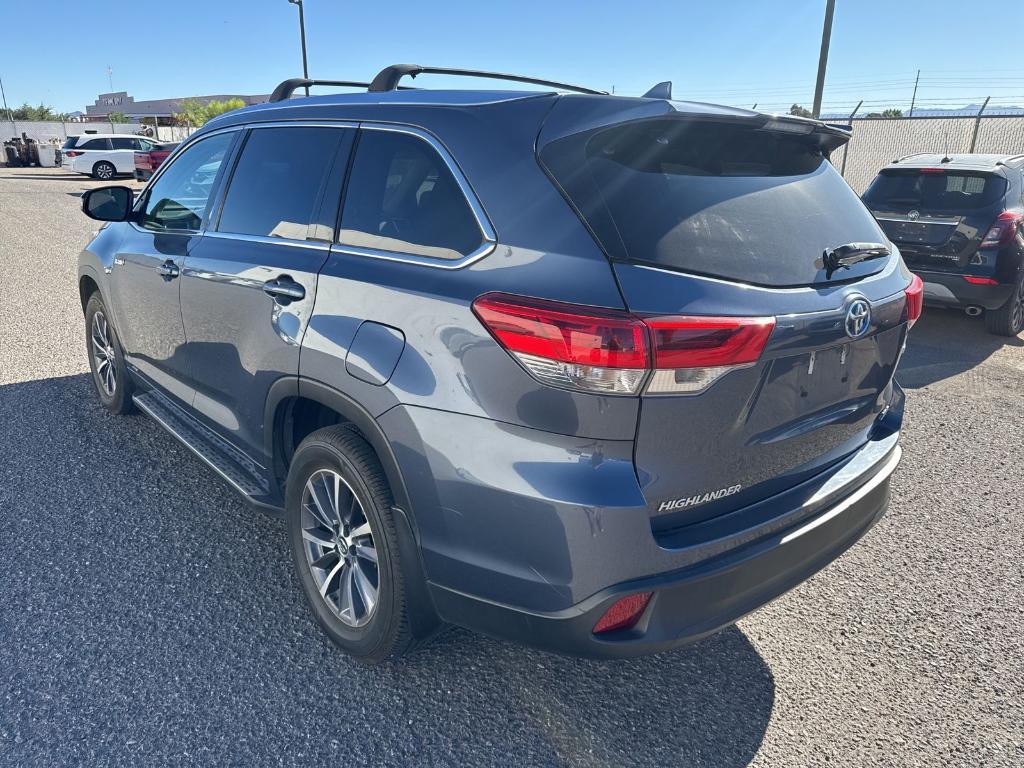 used 2018 Toyota Highlander Hybrid car, priced at $27,950