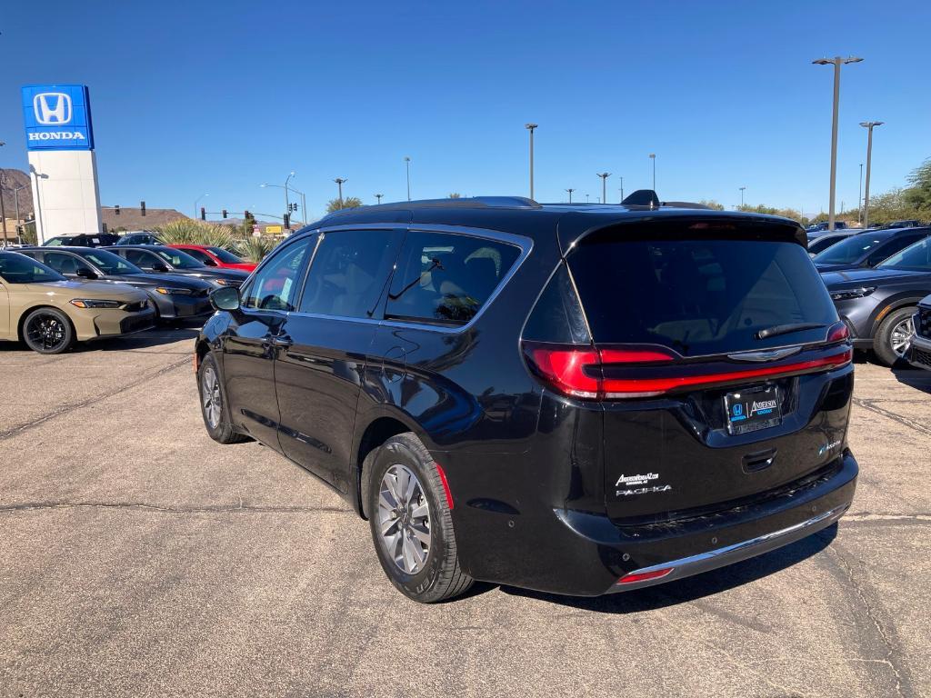 used 2021 Chrysler Pacifica Hybrid car, priced at $18,595