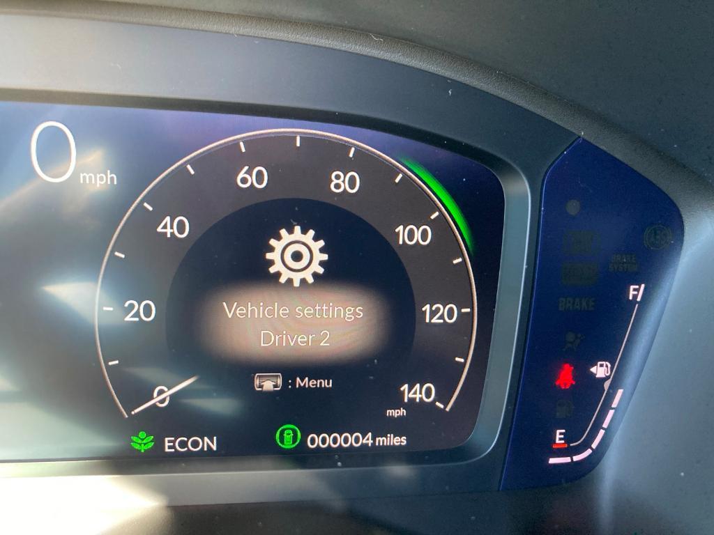 new 2026 Honda CR-V Hybrid car, priced at $39,783