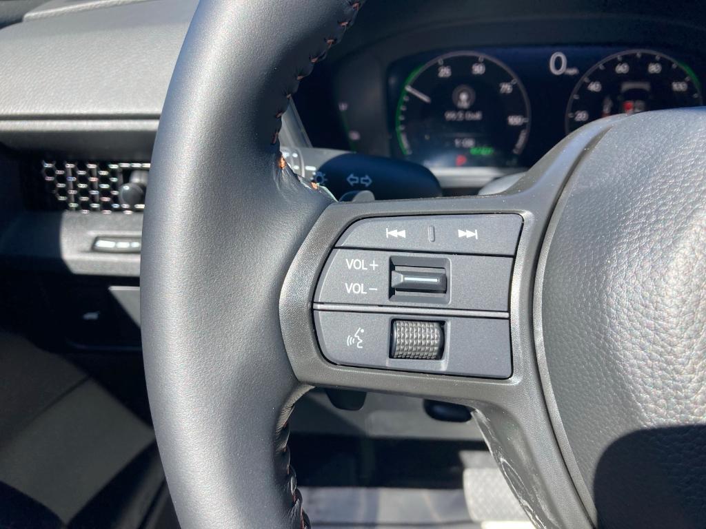 new 2026 Honda CR-V Hybrid car, priced at $39,783