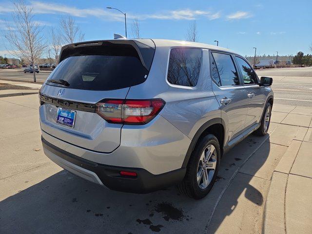 new 2025 Honda Pilot car, priced at $45,596