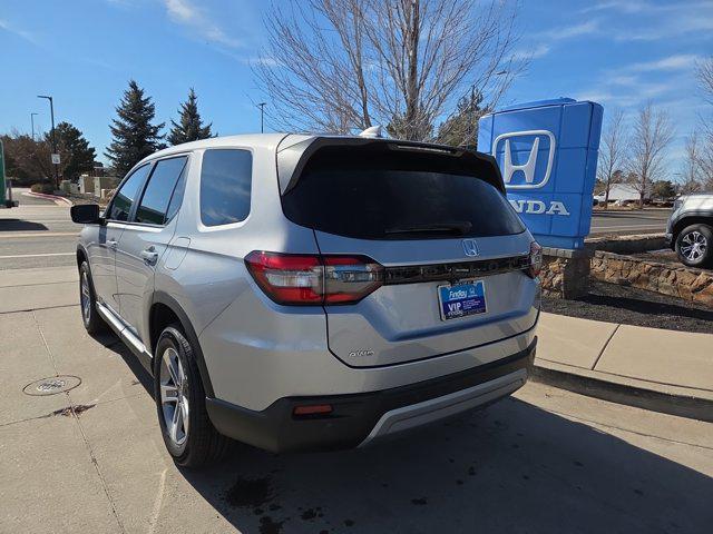 new 2025 Honda Pilot car, priced at $45,596