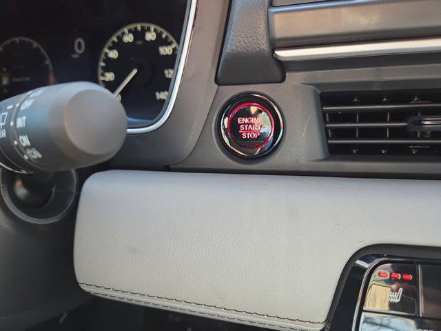 new 2025 Honda Pilot car, priced at $45,596