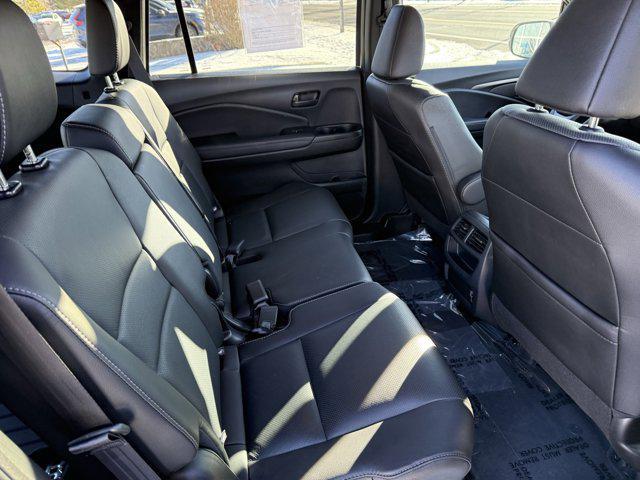 used 2022 Honda Passport car, priced at $30,999