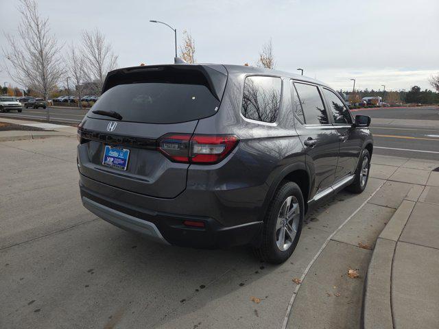 new 2025 Honda Pilot car, priced at $45,596