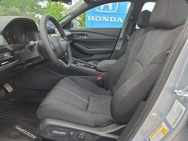 new 2025 Honda Accord Hybrid car, priced at $33,555