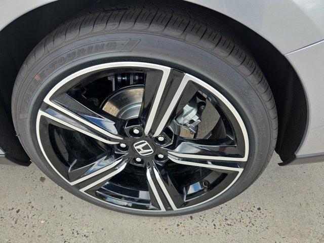 new 2025 Honda Accord Hybrid car, priced at $33,555