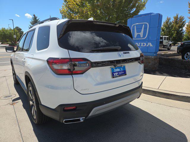 new 2025 Honda Pilot car, priced at $49,698