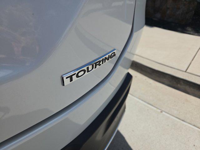 new 2025 Honda Pilot car, priced at $49,698