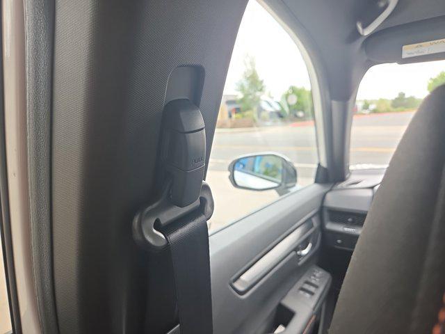 new 2026 Honda CR-V Hybrid car, priced at $39,051